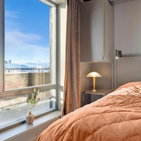 Riddertunets Lune - Dyr Tillatt *